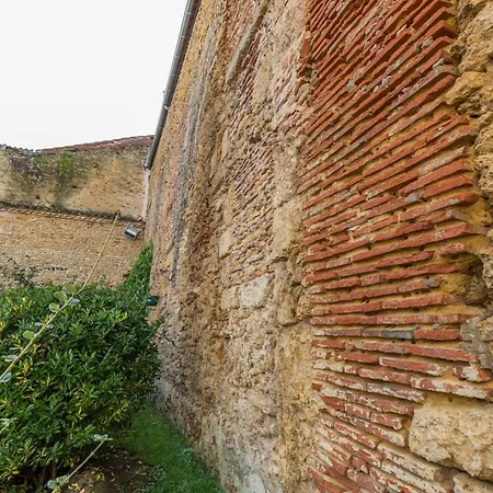 Bed & Breakfast La Maison D'augustin Mont-de-Marsan