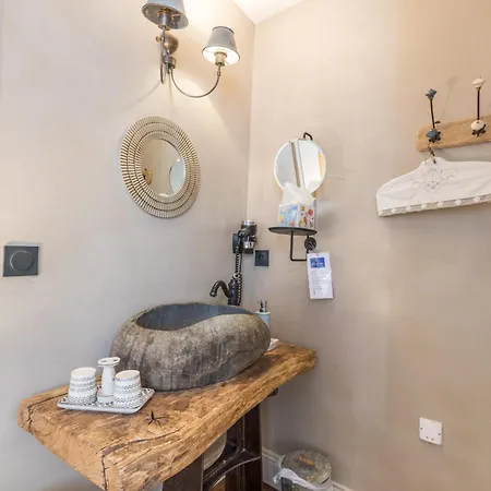 La Maison D'augustin Bed & Breakfast Mont-de-Marsan