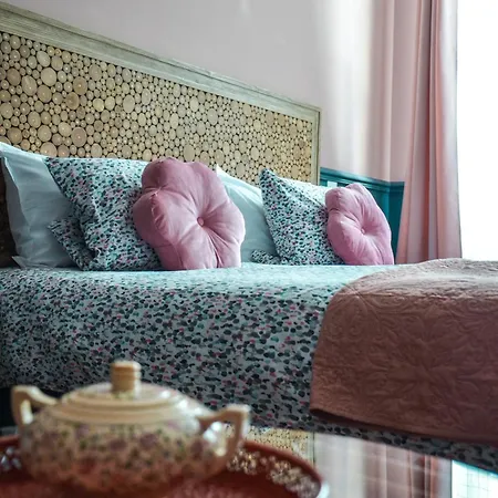La Maison D'augustin Bed & Breakfast