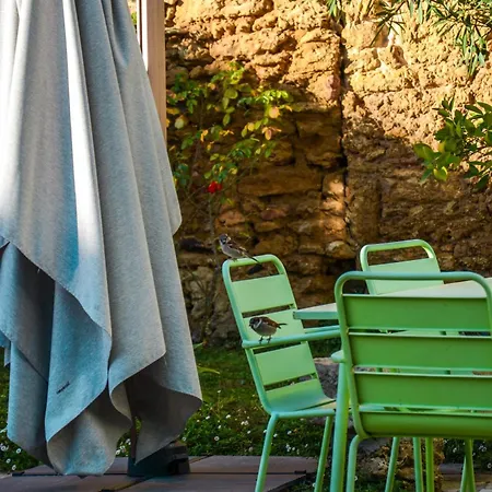 Bed & Breakfast La Maison D'augustin 3*
